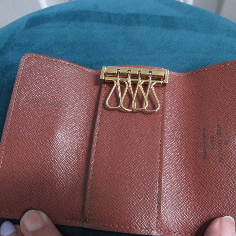 Louis Vuitton Monogram 4 Key Multiples Holder - image 4